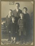 Kate Yost Helzer's children (Henry, George, John, Helen and Alma)