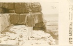 Man standing on rocks by Foto Argentina